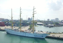 Indonesian Navy Vessel KRI Bima Suci Visits Japan's Nagasaki in 2026 Training Tour