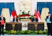 Indonesia-Singapore Sign 26 Pacts as Leader's Retreat Done in Jakarta