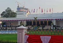 Hundreds of Thousands Involved in 81st Independence Day Ceremony "Invitation War"