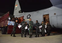 Indonesian Air Force Aircraft Deliver 27 Tons of Aid to Earthquake Victims in NTT