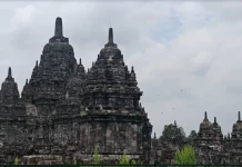Candi Sewu: Prambanan's Older and Underrated Neighbor