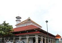 Sunan Ampel Mosque Preserves Centuries of Islamic Heritage in Surabaya