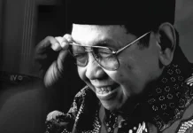 Gus Dur: The Unconventional Cleric Who Became Indonesia's Fourth President