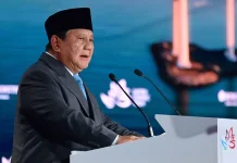 Prabowo Urges Calm, Vigilance amid Mount Krakatau Eruptions