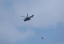 Indonesian Air Force Deploys Caracal Helicopter to Fight Wildfires in IKN