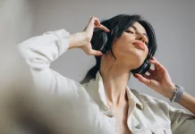 Why Music Changes How You Feel & Mind