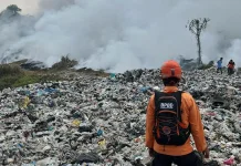 Joint Team Works to Extinguish Galuga Landfill Fire