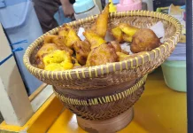 Cempedak Goreng: Crispy Outside, Soft and Sweet Inside
