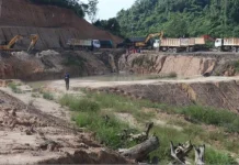 Govt Urges Landfill Wetting to Prevent Fires