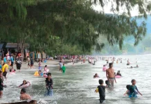 Exploring Hamadi Beach, a Must-Visit Destination in Jayapura