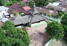 Wapauwe Old Mosque Preserves Maluku's Early Islamic Heritage