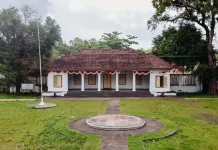 Banda Mini Palace Preserves Colonial Spice Trade History
