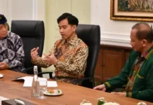 Gibran Discusses Post-Disaster Recovery, Interfaith Harmony with Hindu Community