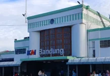 Bandung Station: A Historic Railroad Gateway to West Java