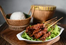 Sate Rembige: Lombok's Sweet and Spicy Beef Satay