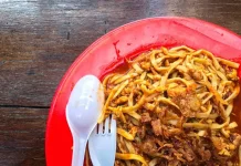Mie Tarempa: Anambas' Sweet and Spicy Noodles with Fresh Fish