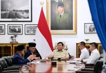 President Prabowo Calls for Clean-Up of Hajj Management, Pushes Financial Audit