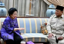 Prabowo Visits Megawati Over Guruh Sukarnoputra's Passing
