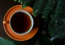 Black Tea: Oxidized Tea Studied for Heart Health, Gut Balance & Polyphenol Benefits