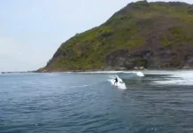 Air Guling Pairs Fast Barrels with Long Right-Hand Rides for Surfers