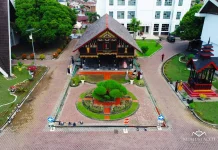 Aceh Museum Began as a Traditional Acehnese House
