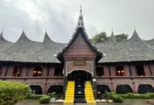 Rumah Adat Nan Baanjuang Museum Originates from Traditional House