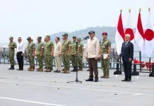 Defense Minister Sjafrie Presents Dharma Samudera Medal to JMSDF Personnel