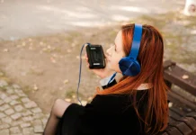 Zillennials: From the Analog World to Modern Digital Life