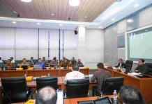 Industry Minister Urges Smarter Import Controls