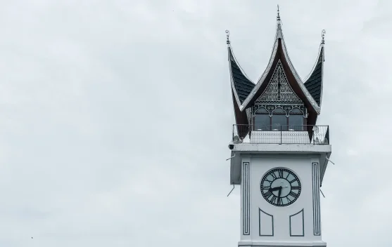 The History of the Jam Gadang Clock as a Tourism Icon of West Sumatra