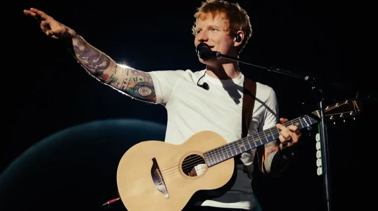 Ed Sheeran Ungkap Alasan Lepas Ponsel Sejak 2015
