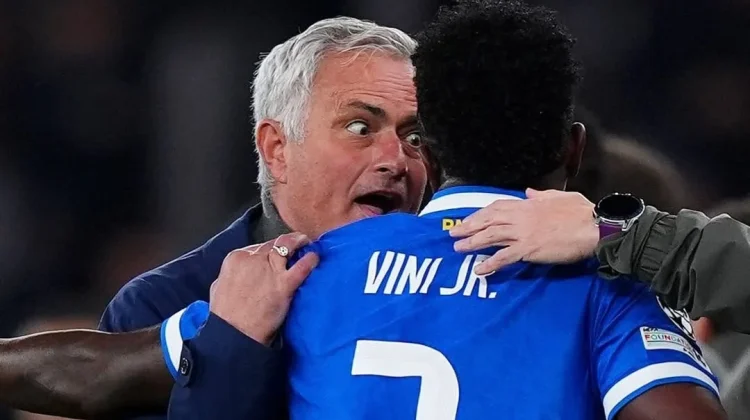 Jose Mourinho Resmi Menolak Berbicara Kepada Media