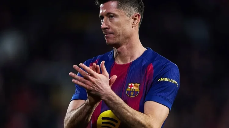 Robert Lewandowski Resmi Absen Melawan Atletico Madrid karena Mengalami Cedera