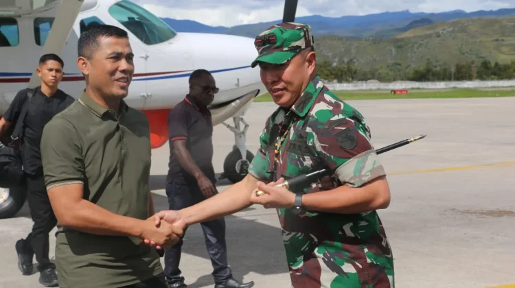 Dandim Jayawijaya Sambut Kunjungan Perdana Danrem 172/PWY