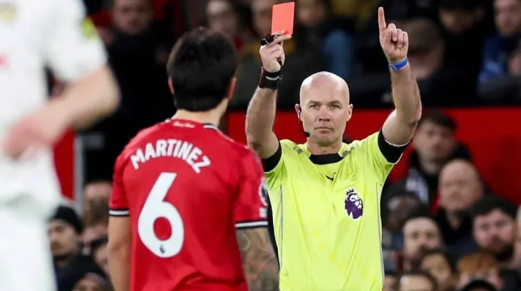 Manchester United Resmi Ajukan Banding Atas Kartu Merah Lisandro Martinez