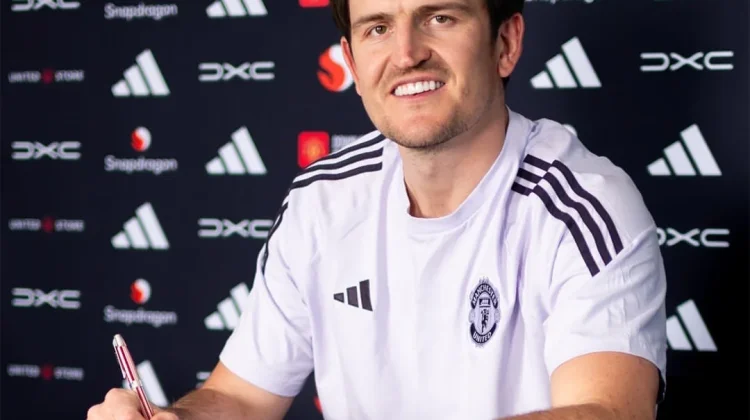 Harry Maguire Dipastikan Absen Lawan Chelsea akibat Sanksi Tambahan FA