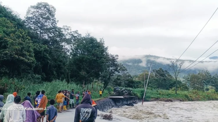 Banjir dan Longsor, Jalan Wamena - Tolikara Terganggu
