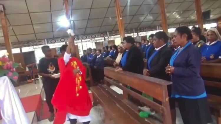 Pengukuhan Badan Pengurus WKRI di Kabupaten Pegunungan Bintang
