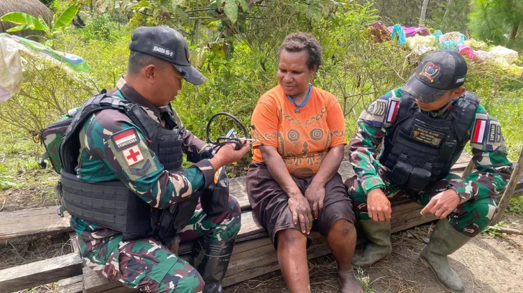 Satgas Yonif 511/DY Gelar Pemeriksaan Kesehatan Gratis di Pirime