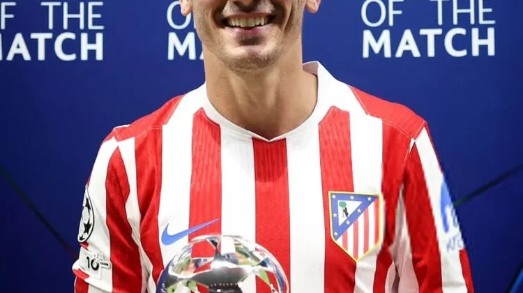 Antoine Griezmann Resmi Terpilih Sebagai Pemain Terbaik