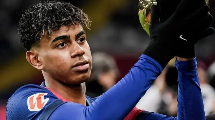 Lamine Yamal Resmi Dinobatkan Sebagai Pemain Terbaik La Liga Musim 2025/2026