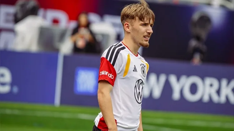 Lennart Karl Resmi Absen di Piala Dunia 2026 akibat Cedera Paha