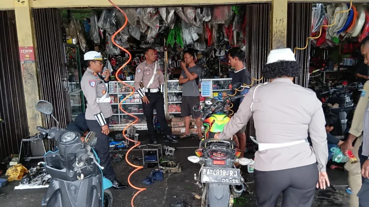 Satlantas Polres Jayawijaya Sosialisasikan Larangan Penjualan Knalpot Racing