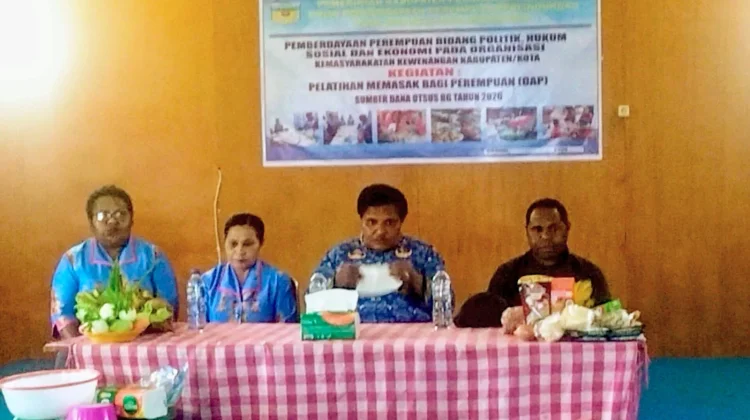 Perkuat Ketahanan Keluarga DP3KAB Pegubin Gelar Pelatihan Masak bagi Perempuan