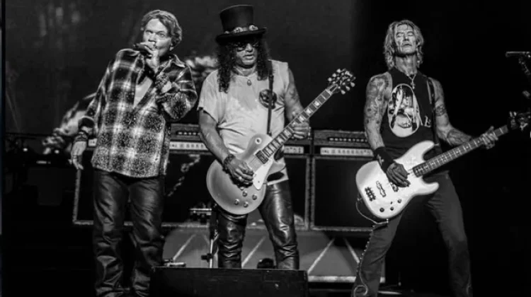 Konser Guns N' Roses Pecahkan Rekor Produksi Rajawali Indonesia