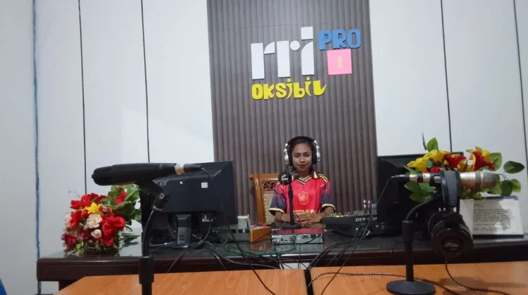 Penyiar : Lebih Dari Sekedar Suara