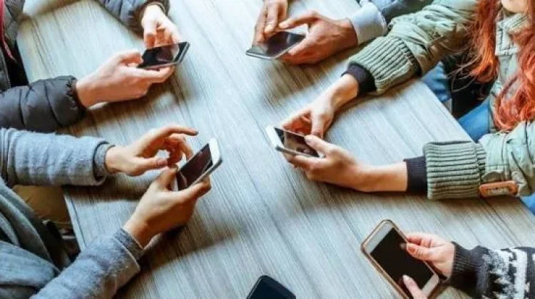Kenapa Banyak Orang Gagal Konsisten di Sosial Media