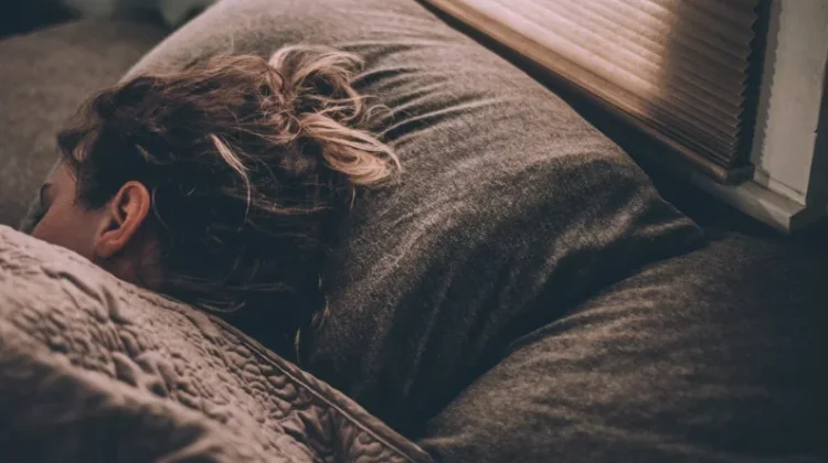 Mengenal Siklus Tidur, Mengapa Light Sleep dan Deep Sleep Dibutuhkan Tubuh?