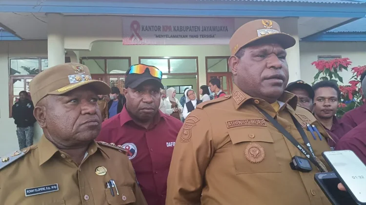Bupati dan Wakil Tinjau Kantor KPA Jayawijaya, Penanggulangan AIDS Prioritas