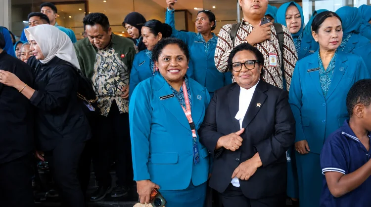 Wamendagri Ribka Haluk Ajak Pemda Dukung Program PKK Menuju Indonesia Emas 2045